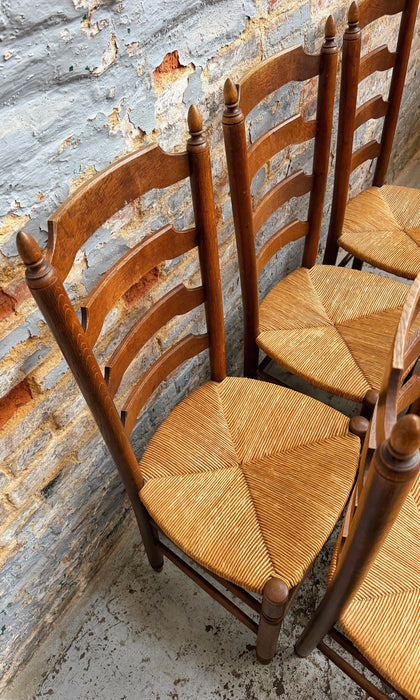 6 chaises rustiques