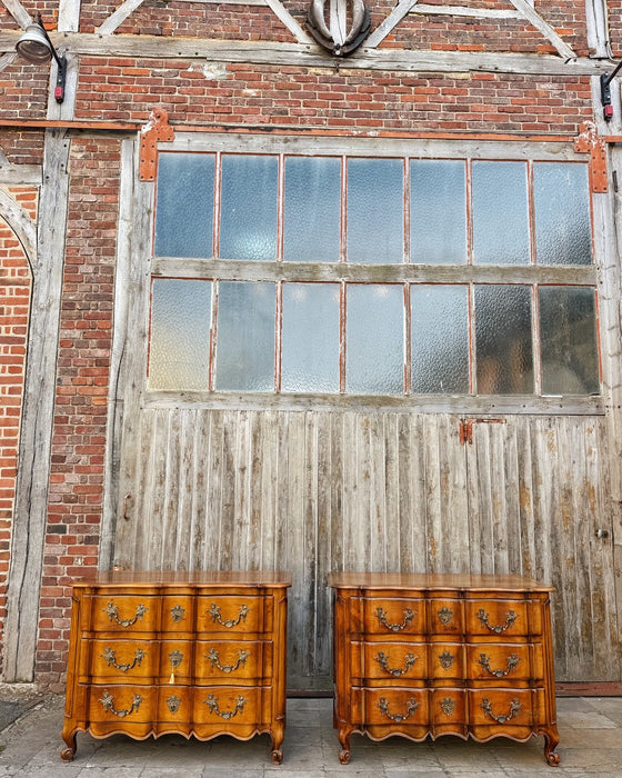 Paire de commodes