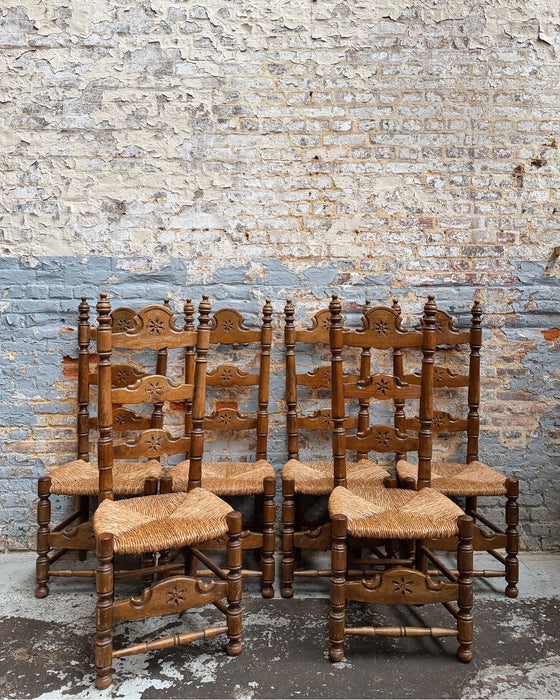 6 chaises rustiques