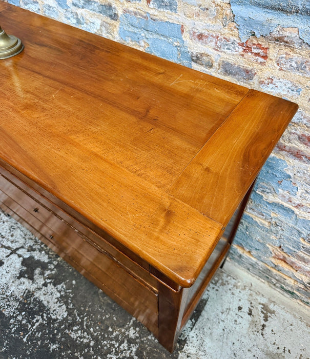 Walnut chest of drawers