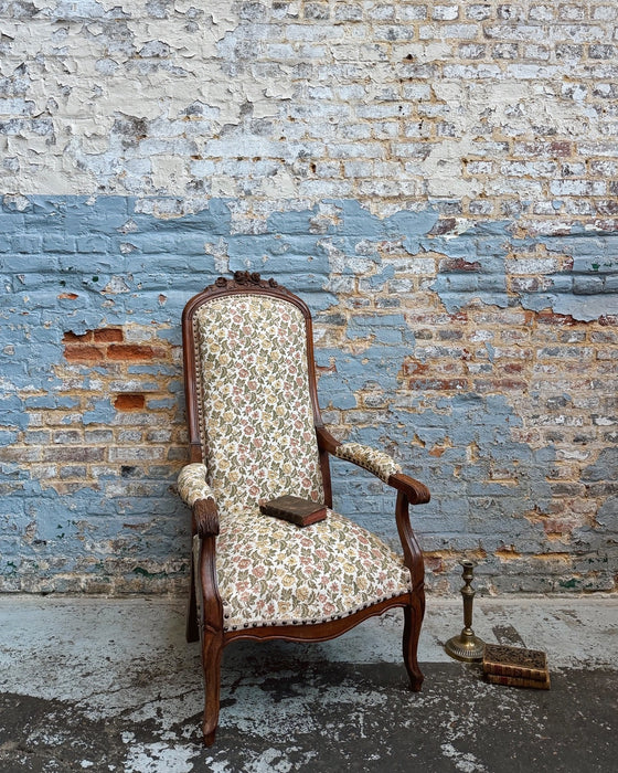 Fauteuil en noyer