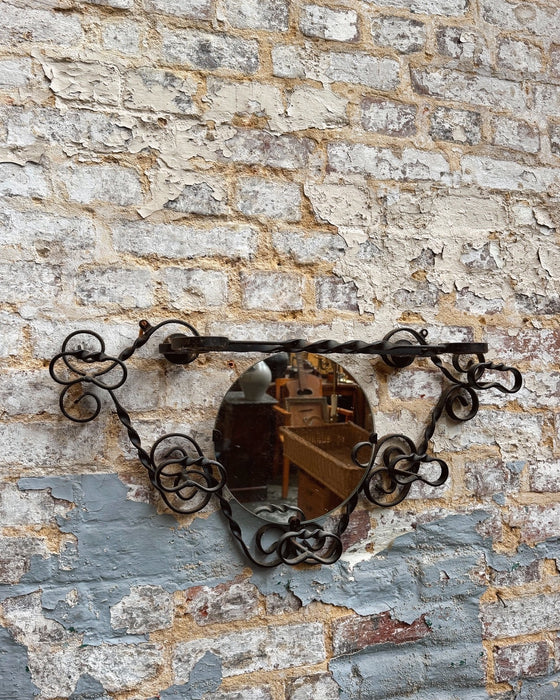 Portemanteau en fer forgé