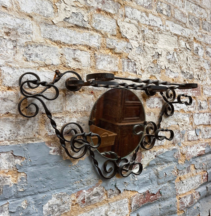 Portemanteau en fer forgé