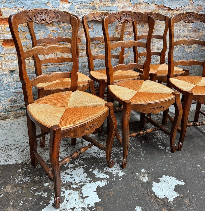 6 chaises néo-rustiques