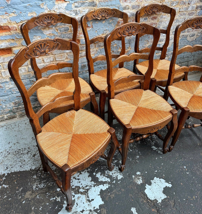 6 chaises néo-rustiques