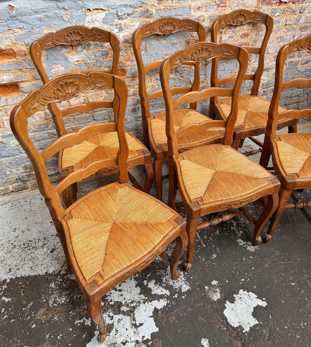 6 chaises néo-rustiques