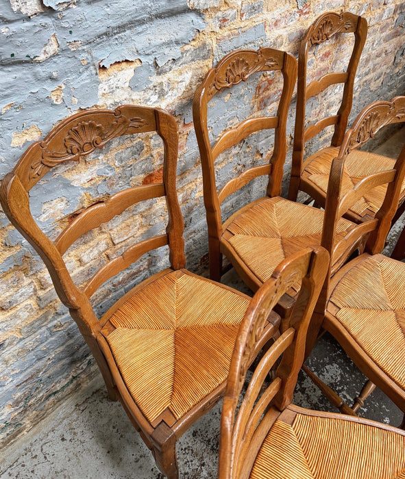 6 chaises néo-rustiques