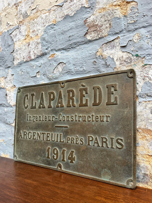 Plaque en laiton