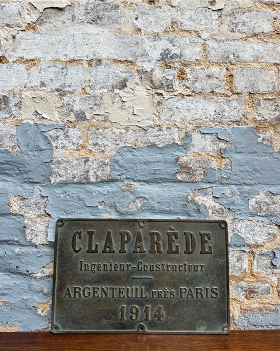 Plaque en laiton