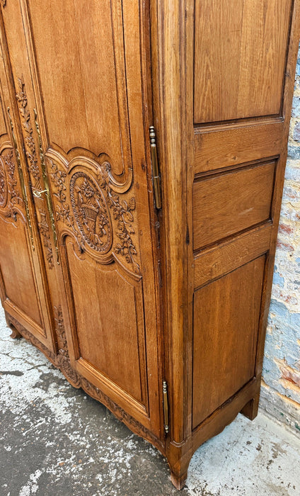 Armoire normande