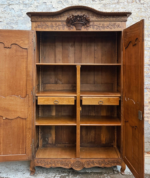 Armoire normande