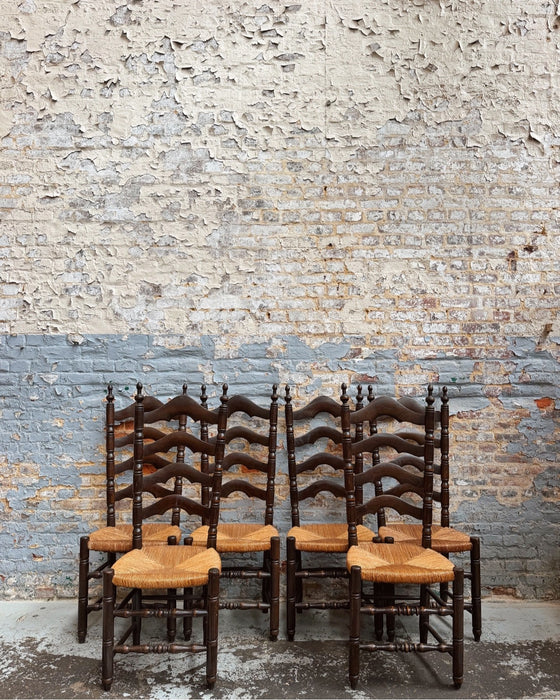 Série de chaises