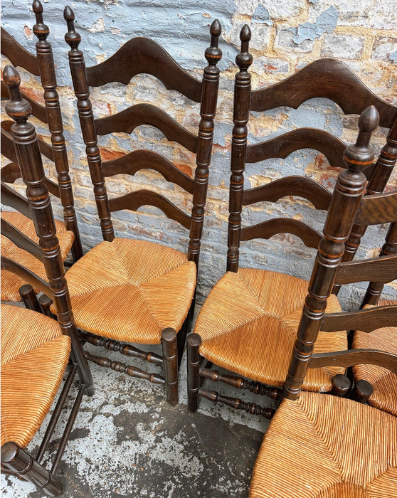 Série de chaises