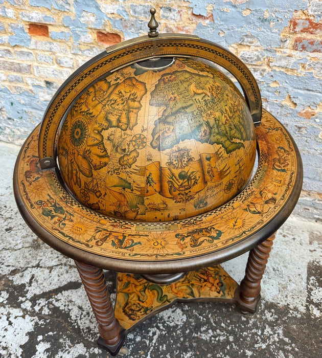 Bar mappemonde