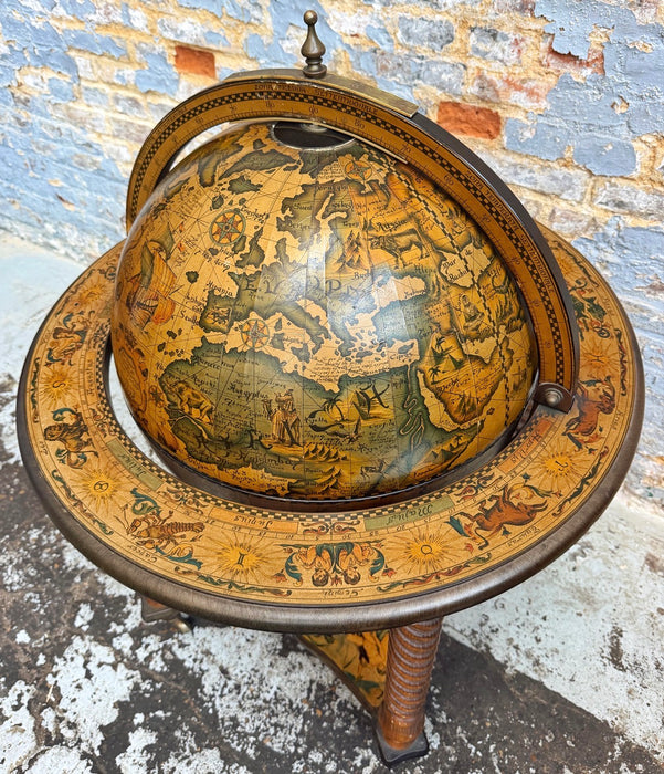 Bar mappemonde