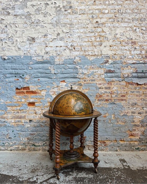 Bar mappemonde