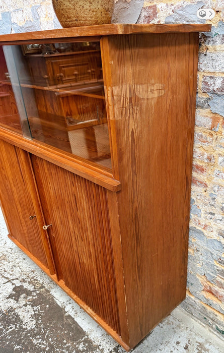 Meuble en pitchpin