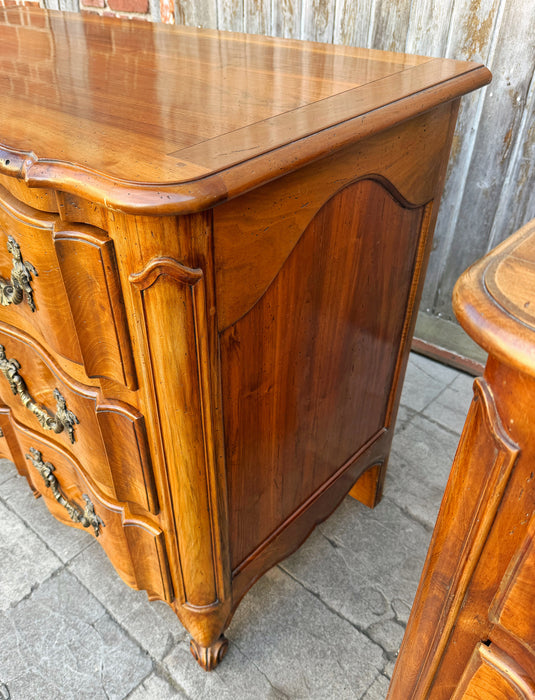 Paire de commodes