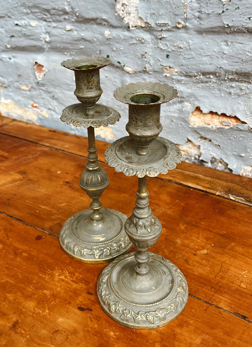 Pair of candlesticks