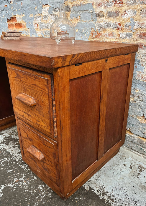 Bureau en chêne