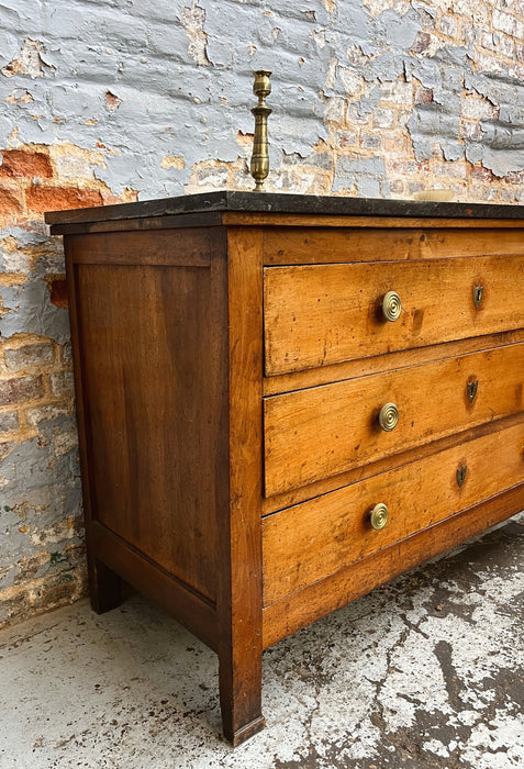 Walnut chest of drawers