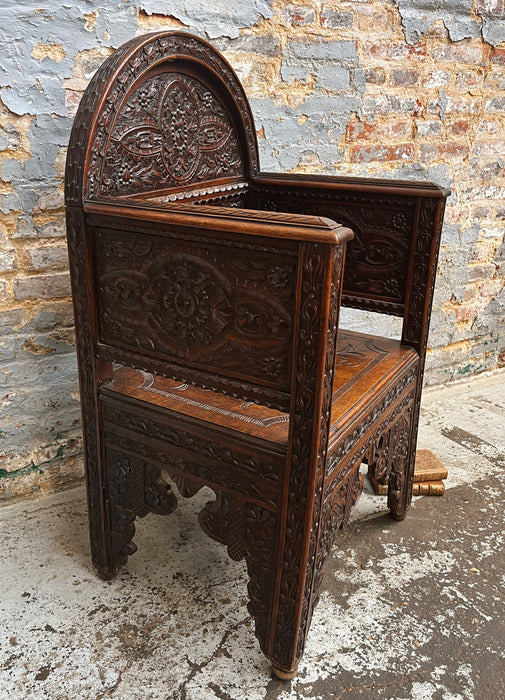 Fauteuil en châtaignier