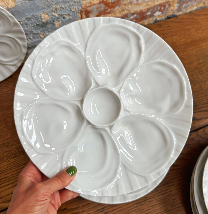 Série d'assiettes à huîtres