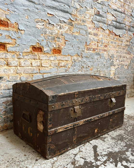 Travel trunk