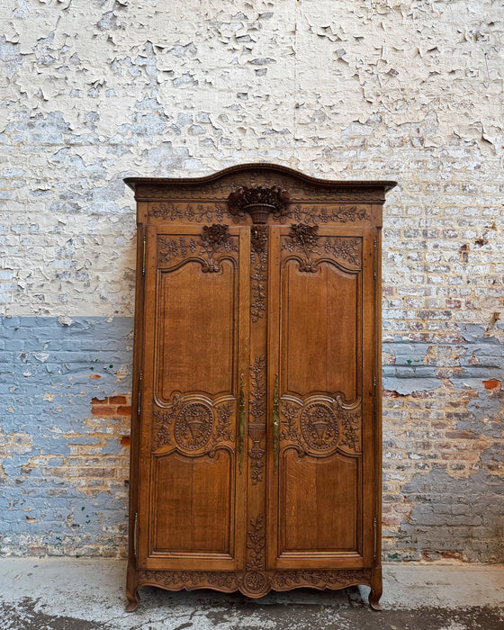 Armoire normande