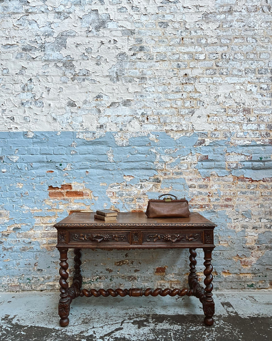 Louis XIII desk