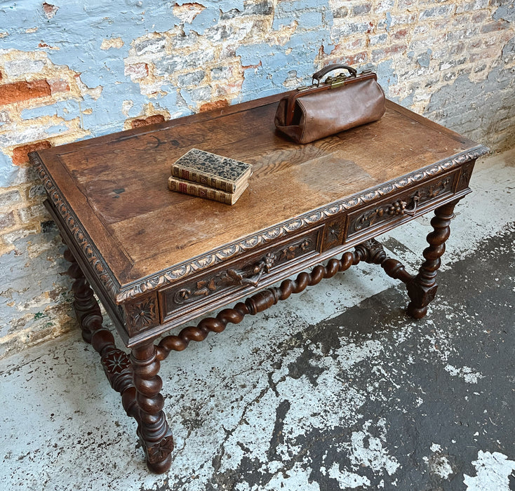 Louis XIII desk