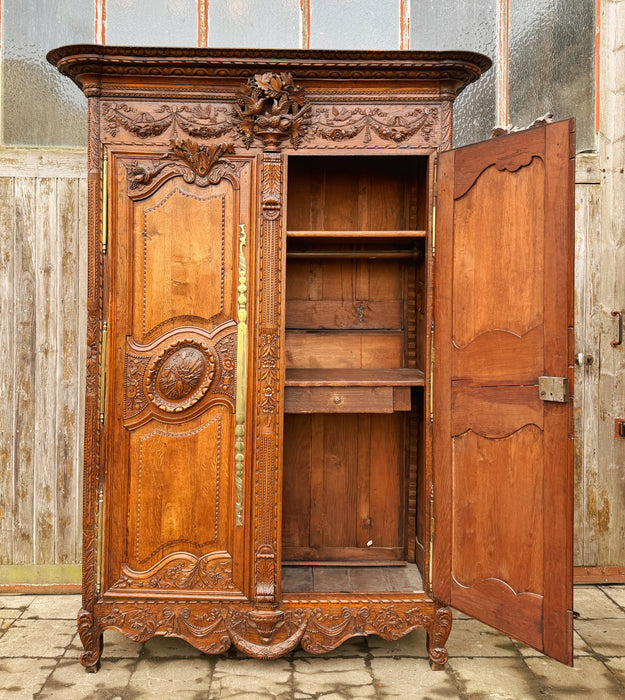 Armoire normande