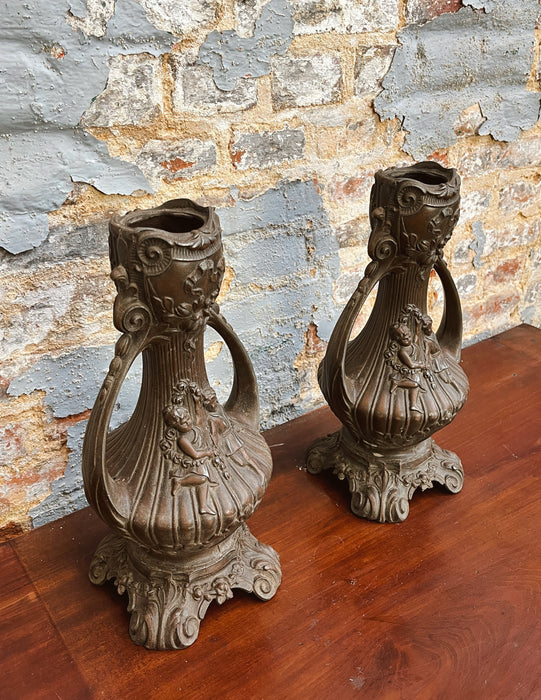 Pair of vases