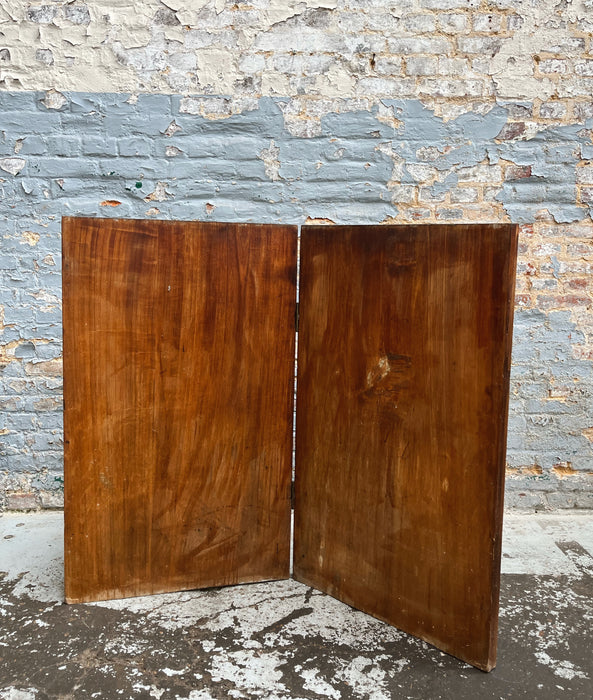 Folding screen