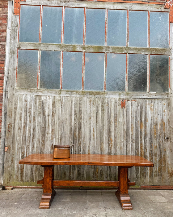 Table monastère