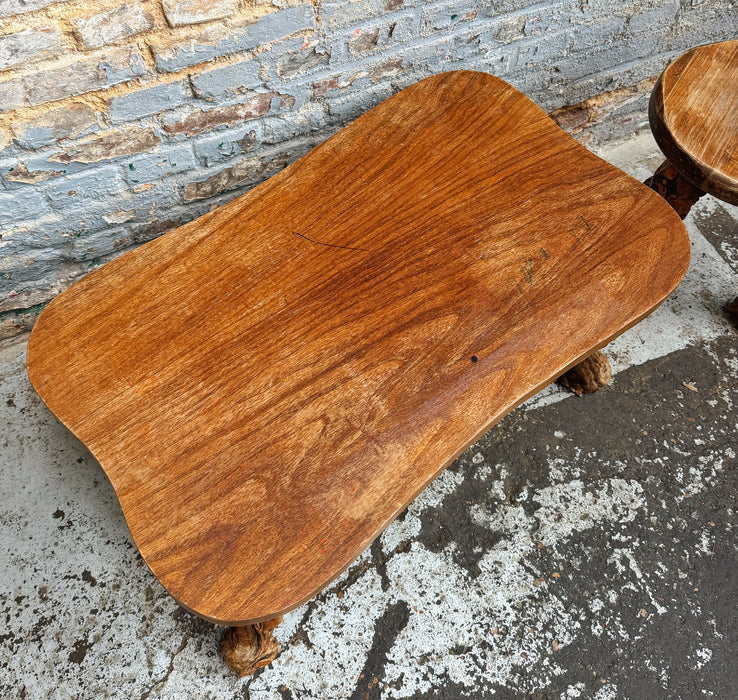 Table et tabouret