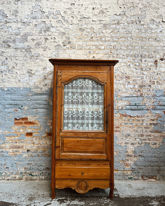 Bonnetière en pitchpin