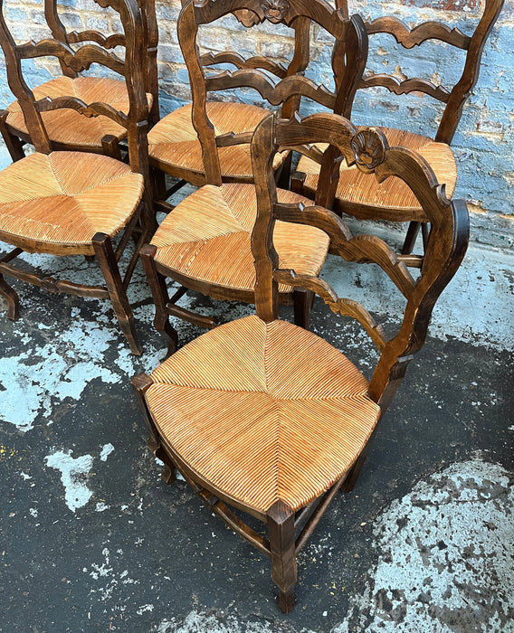 6 chaises paillées