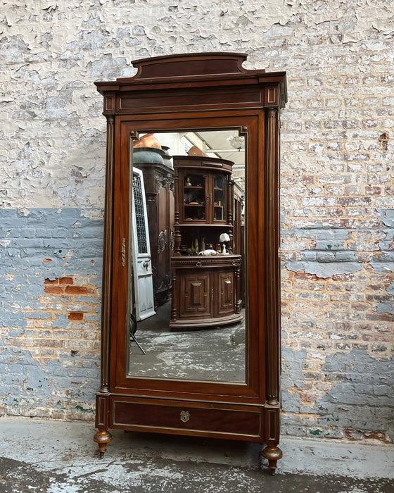 Armoire Louis XVI