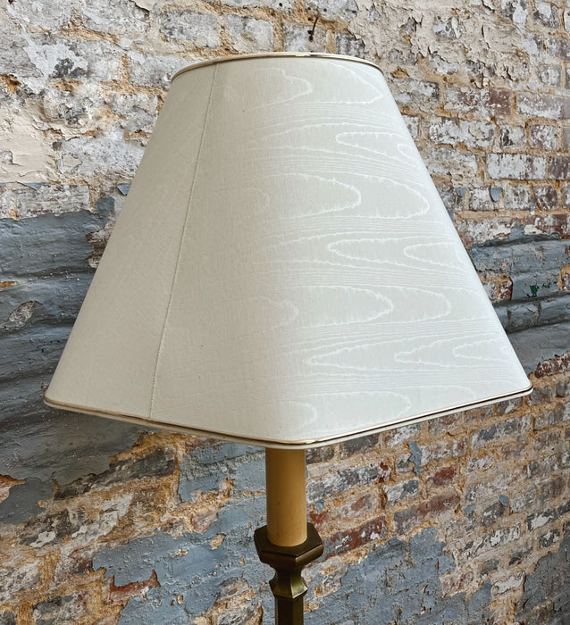 Lampadaire en laiton