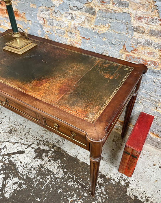 Louis XVI desk