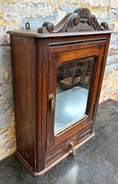 Display cabinet