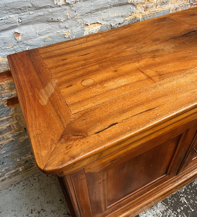 Buffet Louis Philippe