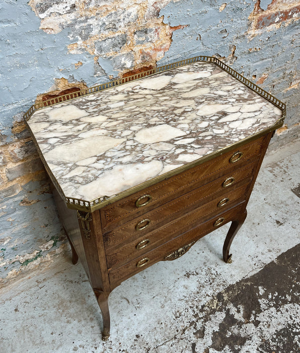 Louis XV chest of drawers