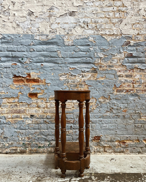 Cantor's stool