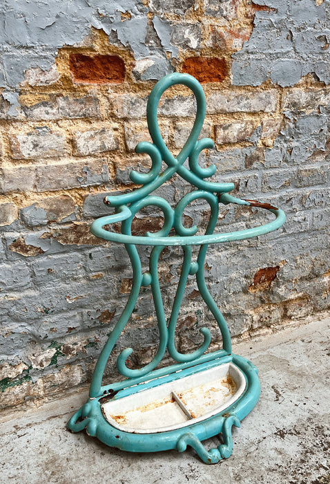 Umbrella stand