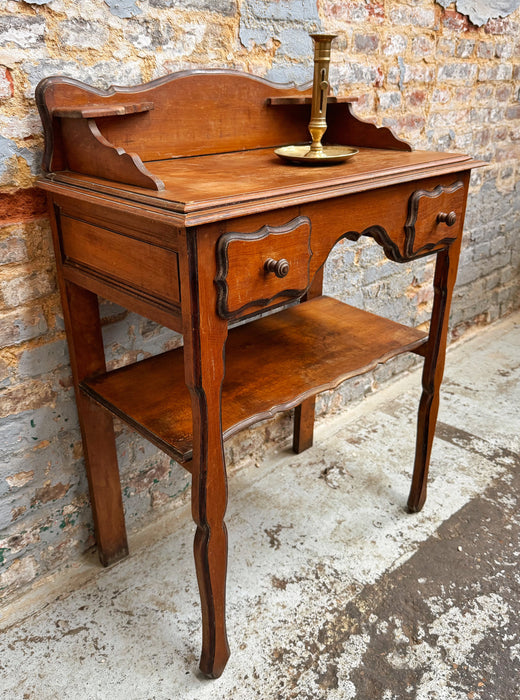 Table d'appoint