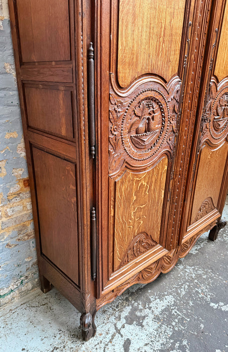 Armoire normande