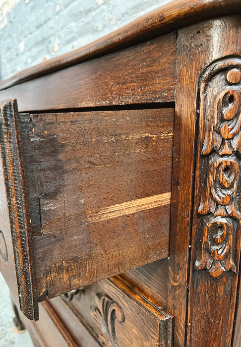 Commode néo-rustique