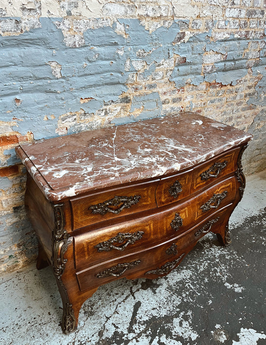 Louis XV chest of drawers